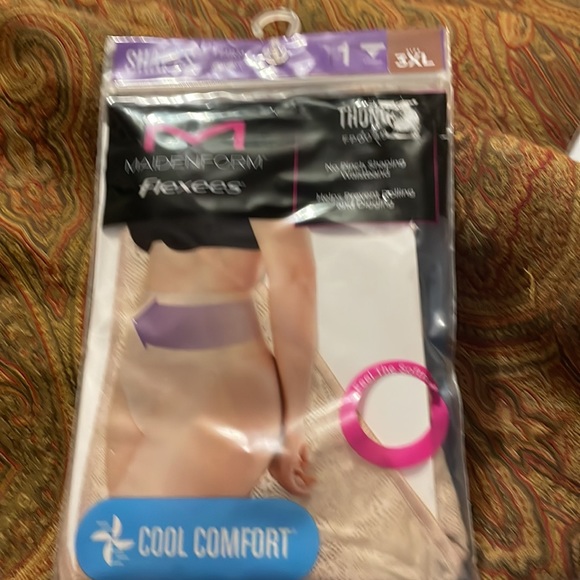 Maidenform flexes - Picture 2 of 2